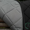 Mantilla negra con ribete verde